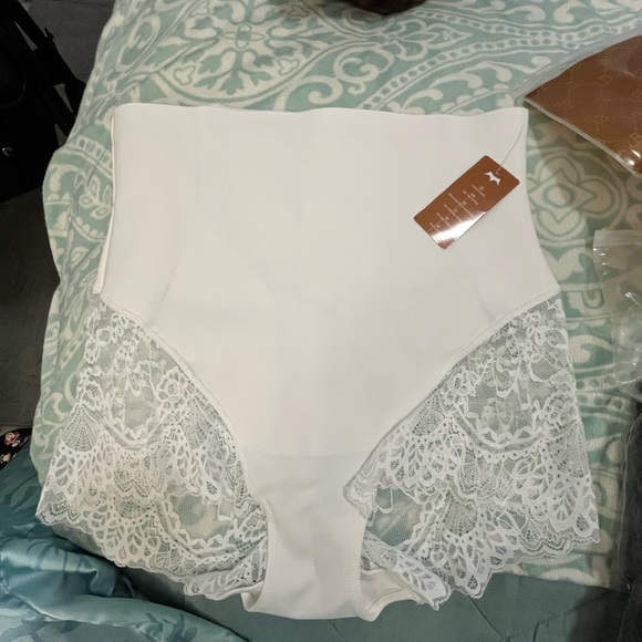 ๐๐๐ฎ๐ฐ๐ช๐ท๐ฃ ๐ฆ๐ฑ๐ฒ๐ฃ๐ฎ ๐๐ช๐ฌ๐ฎ ๐ข๐ฑ๐ช๐น๐ฎ๐๐ฎ๐ช๐ป - Picture 1 of 4